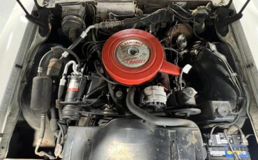 Oldsmobile-98-1967-White-Black-67