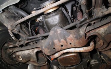 Oldsmobile-Cutlass-1972-Matador-Red-White-10