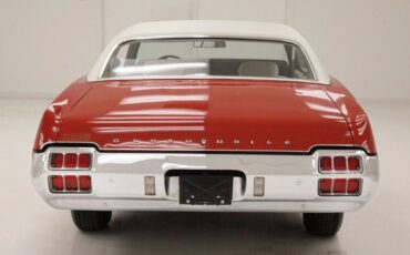 Oldsmobile-Cutlass-1972-Matador-Red-White-19