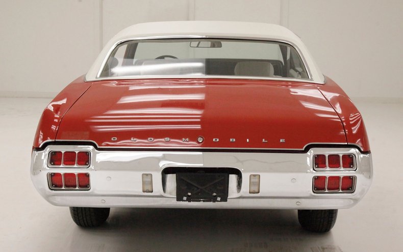 Oldsmobile-Cutlass-1972-Matador-Red-White-19