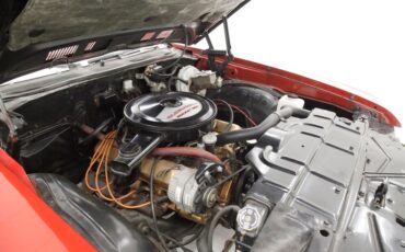 Oldsmobile-Cutlass-1972-Matador-Red-White-23