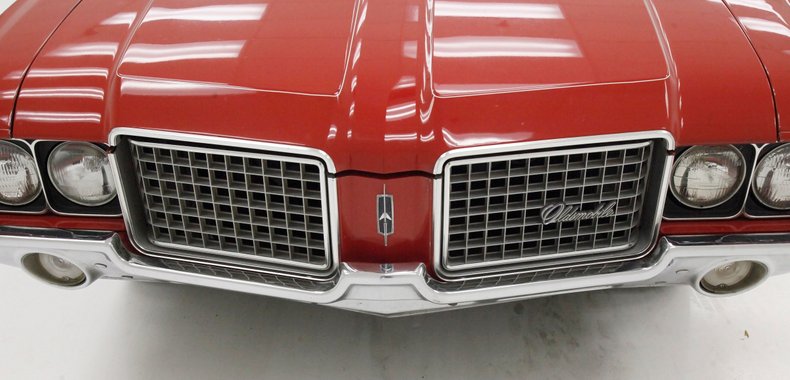 Oldsmobile-Cutlass-1972-Matador-Red-White-26