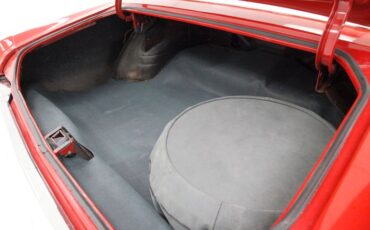 Oldsmobile-Cutlass-1972-Matador-Red-White-3