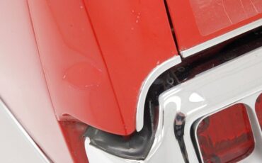 Oldsmobile-Cutlass-1972-Matador-Red-White-33