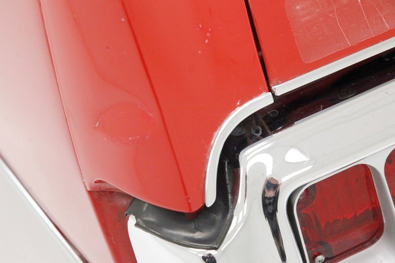 Oldsmobile-Cutlass-1972-Matador-Red-White-33