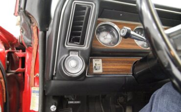 Oldsmobile-Cutlass-1972-Matador-Red-White-35