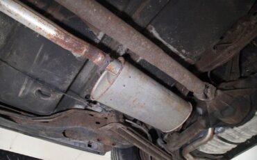 Oldsmobile-Cutlass-1972-Matador-Red-White-4