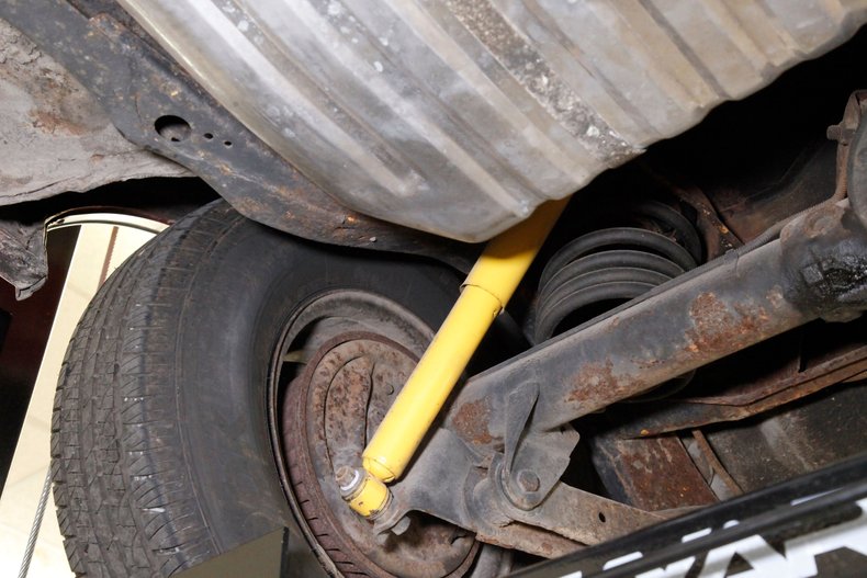 Oldsmobile-Cutlass-1972-Matador-Red-White-41