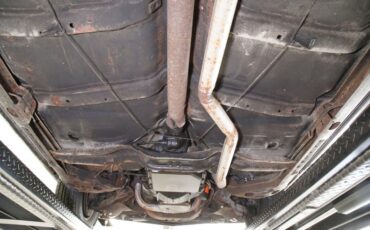 Oldsmobile-Cutlass-1972-Matador-Red-White-42