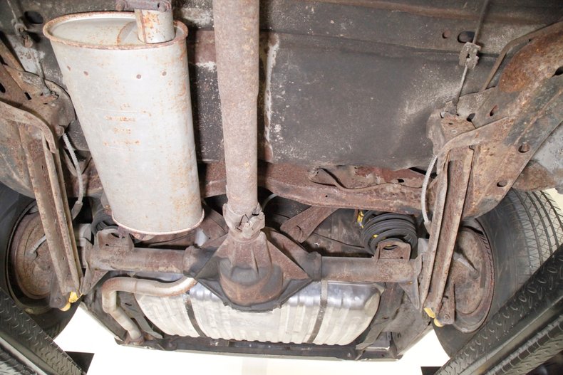 Oldsmobile-Cutlass-1972-Matador-Red-White-48