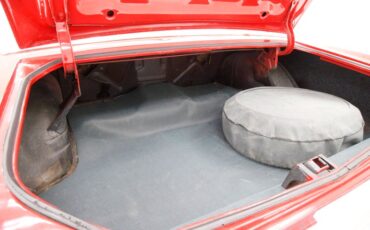 Oldsmobile-Cutlass-1972-Matador-Red-White-6