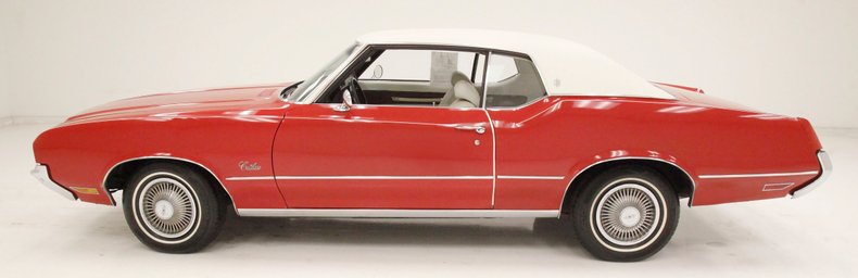 Oldsmobile-Cutlass-1972-Matador-Red-White