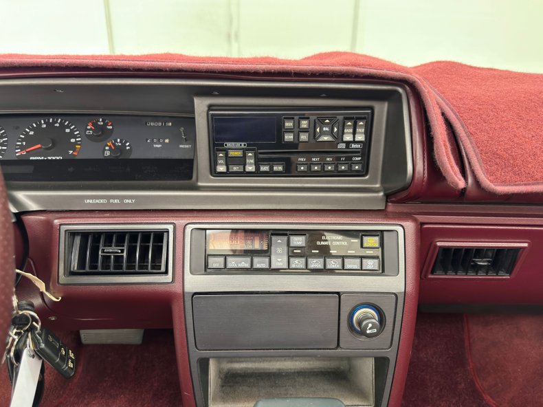 Oldsmobile-Cutlass-supreme-1994-White-Burgundy-10