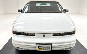 Oldsmobile-Cutlass-supreme-1994-White-Burgundy-19