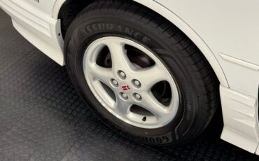 Oldsmobile-Cutlass-supreme-1994-White-Burgundy-22