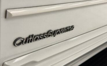 Oldsmobile-Cutlass-supreme-1994-White-Burgundy-25