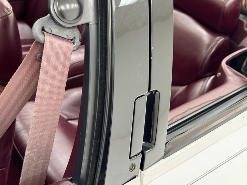 Oldsmobile-Cutlass-supreme-1994-White-Burgundy-26