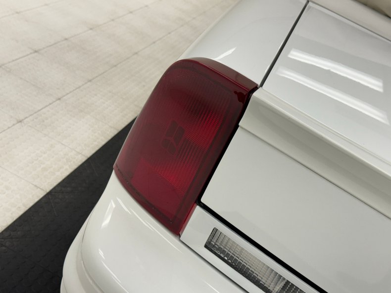 Oldsmobile-Cutlass-supreme-1994-White-Burgundy-28