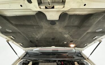 Oldsmobile-Cutlass-supreme-1994-White-Burgundy-33