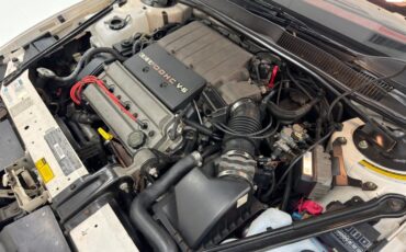 Oldsmobile-Cutlass-supreme-1994-White-Burgundy-36