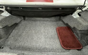 Oldsmobile-Cutlass-supreme-1994-White-Burgundy-39