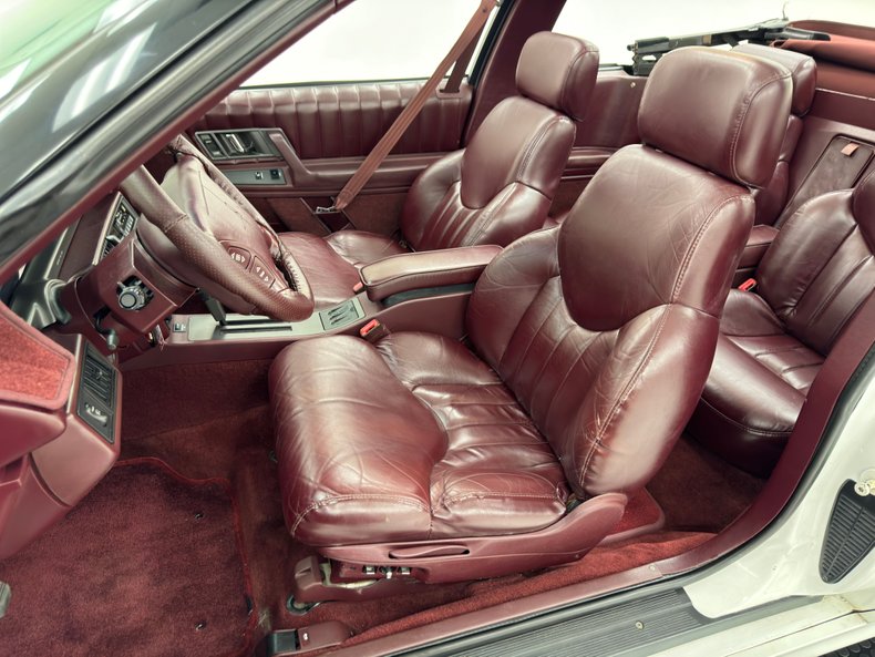 Oldsmobile-Cutlass-supreme-1994-White-Burgundy-43