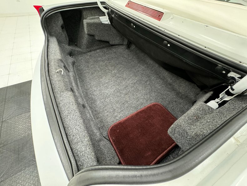 Oldsmobile-Cutlass-supreme-1994-White-Burgundy-45