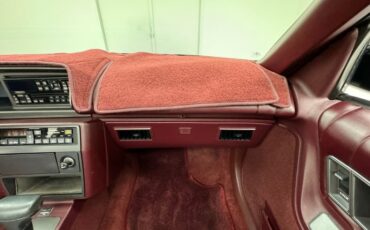 Oldsmobile-Cutlass-supreme-1994-White-Burgundy-47