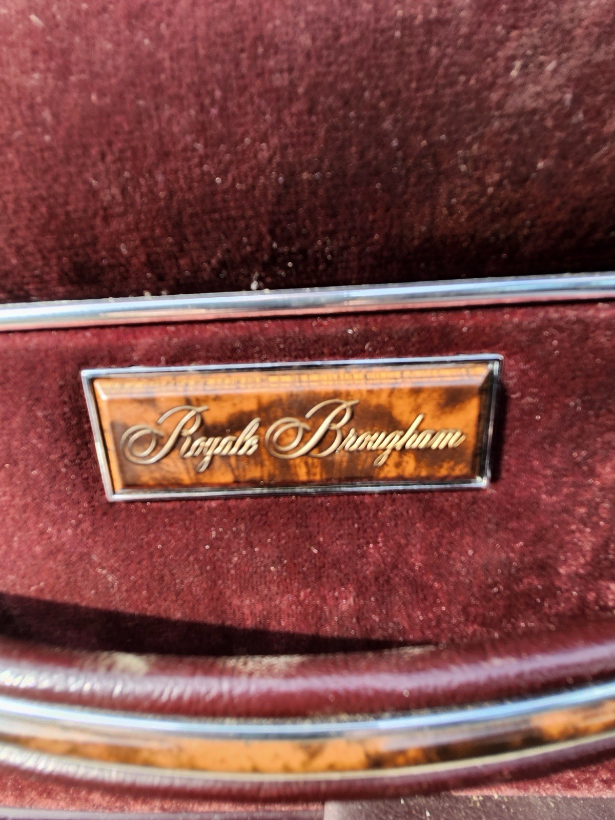 Oldsmobile-Eighty-Eight-1985-Sedan-8