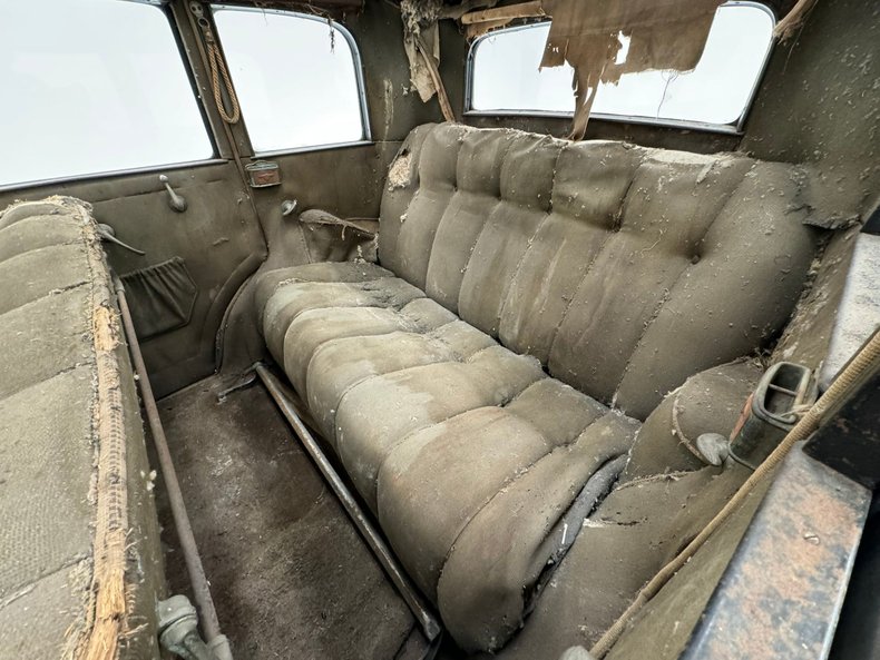 Oldsmobile-Other-1932-Black-Beige-10