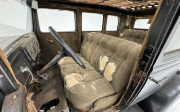 Oldsmobile-Other-1932-Black-Beige-15