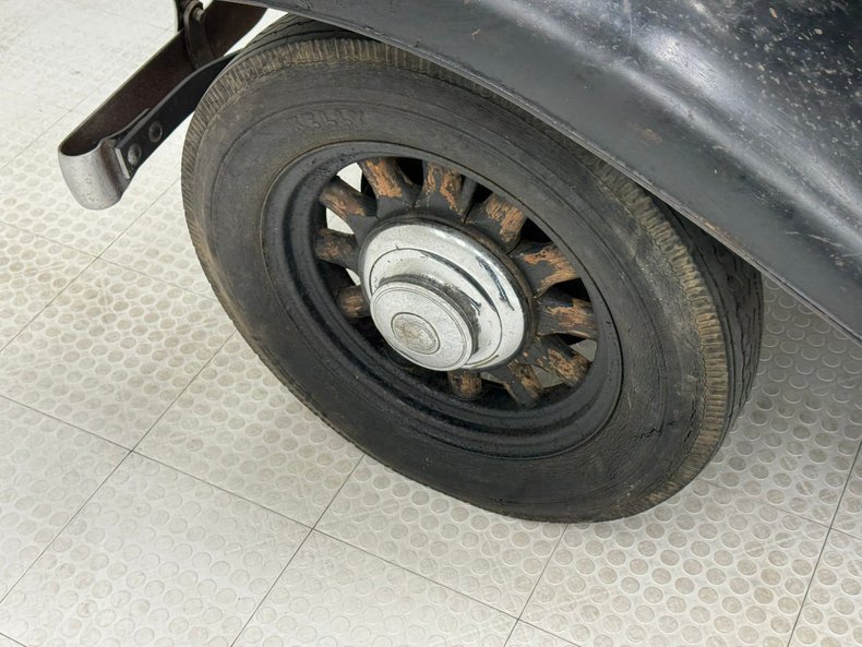 Oldsmobile-Other-1932-Black-Beige-18