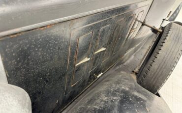 Oldsmobile-Other-1932-Black-Beige-20