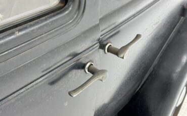 Oldsmobile-Other-1932-Black-Beige-21