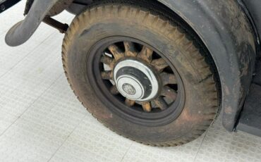 Oldsmobile-Other-1932-Black-Beige-27