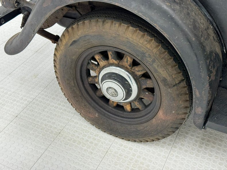 Oldsmobile-Other-1932-Black-Beige-27