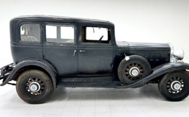 Oldsmobile-Other-1932-Black-Beige-4