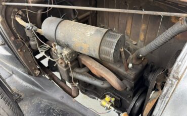 Oldsmobile-Other-1932-Black-Beige-40