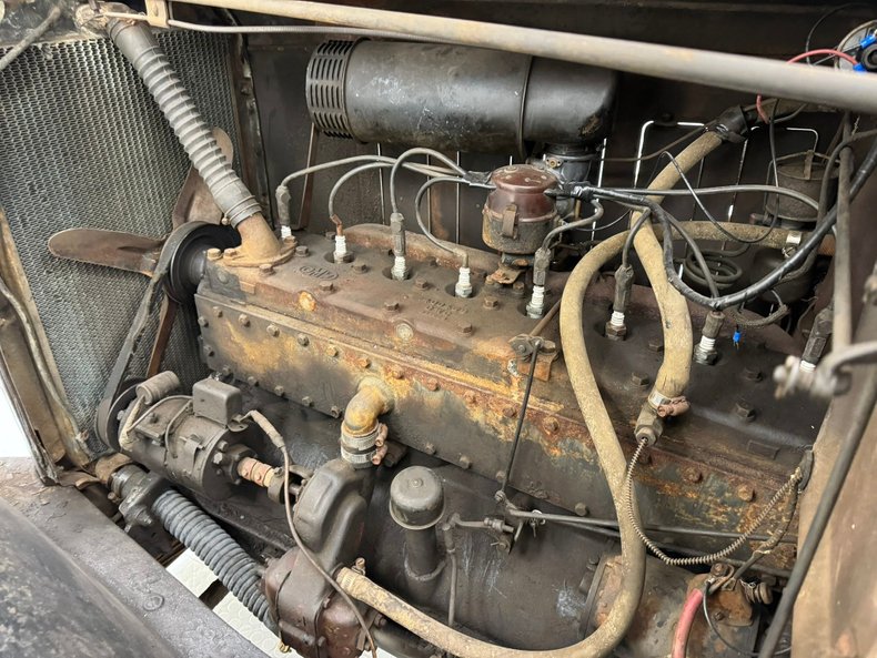 Oldsmobile-Other-1932-Black-Beige-42