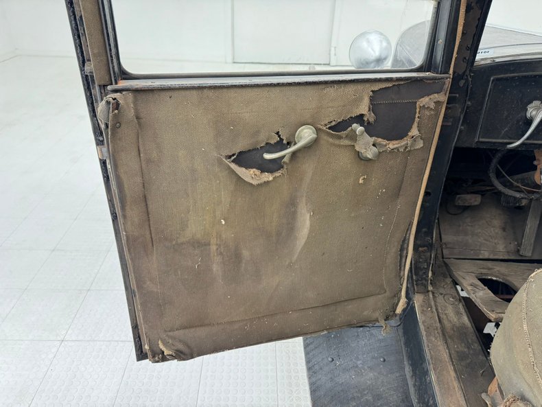 Oldsmobile-Other-1932-Black-Beige-43