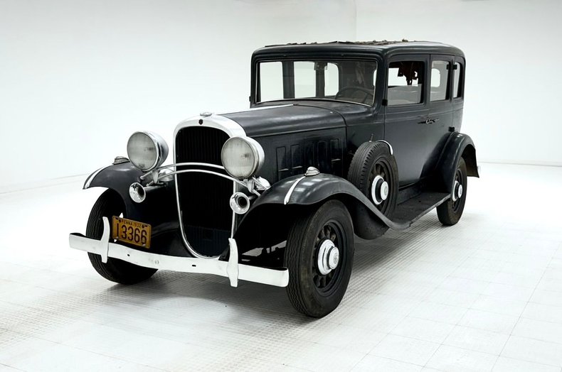 Oldsmobile-Other-1932-Black-Beige-45
