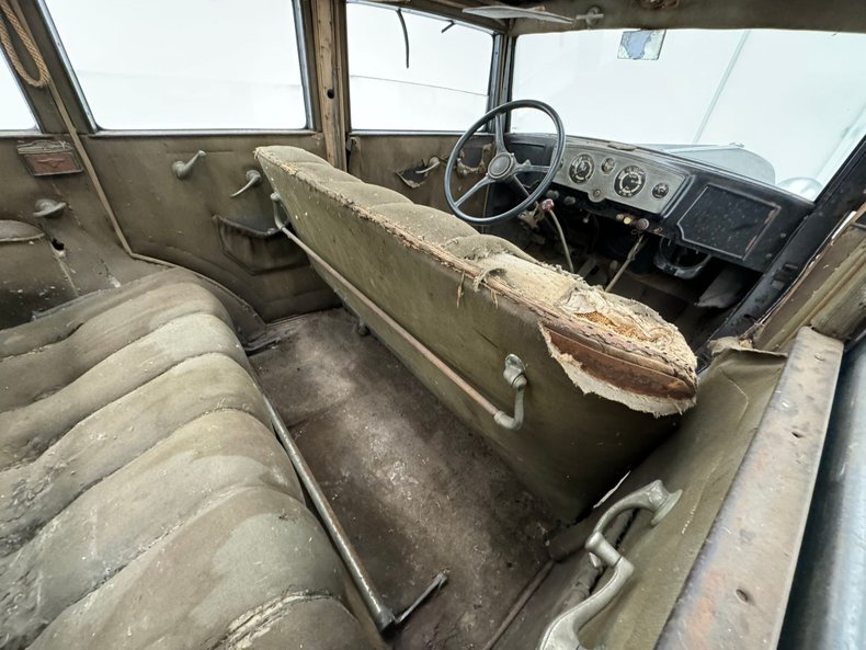 Oldsmobile-Other-1932-Black-Beige-48