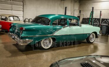 Oldsmobile-Other-1956-Green-Green