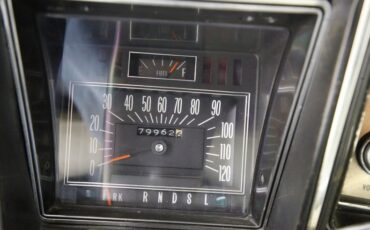 Oldsmobile-Toronado-1972-Covert-Beige-Covert-Gold-11