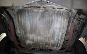 Oldsmobile-Toronado-1972-Covert-Beige-Covert-Gold-23