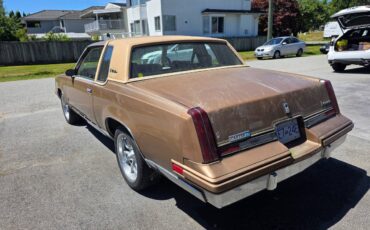 Oldsmobile-cutlass-supreme-1982-6