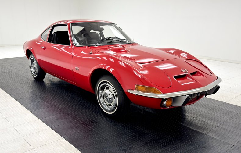 Opel-Gt-1969-Red-Black-13