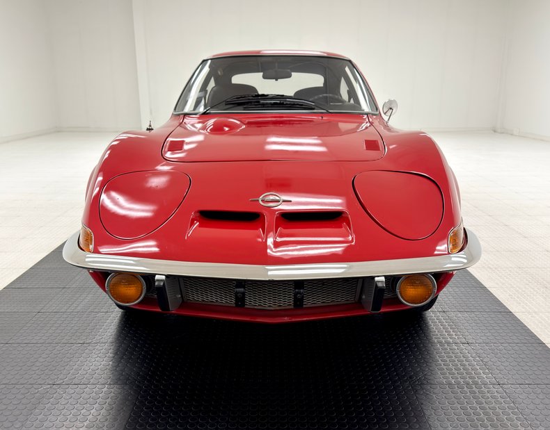 Opel-Gt-1969-Red-Black-14
