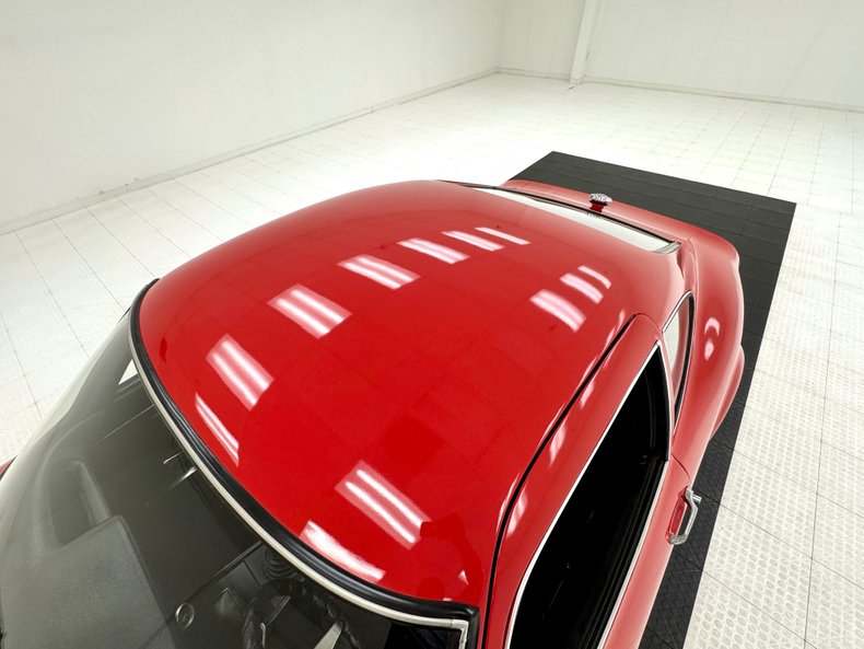 Opel-Gt-1969-Red-Black-26