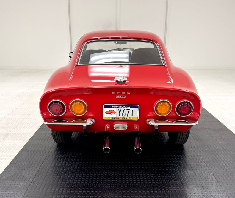 Opel-Gt-1969-Red-Black-3